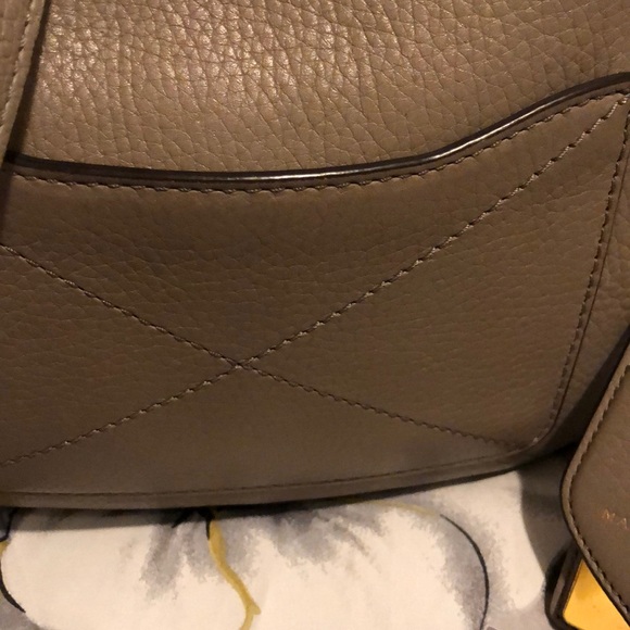 Marc Jacobs Leather Bag - Picture 6 of 8